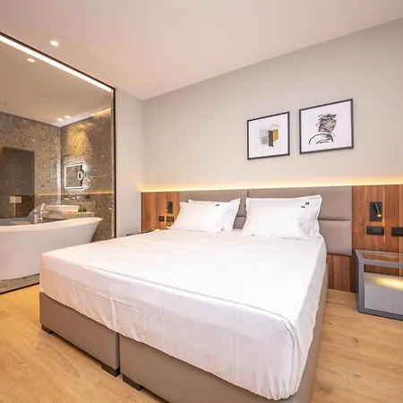 Fiore Hotel Kavaje